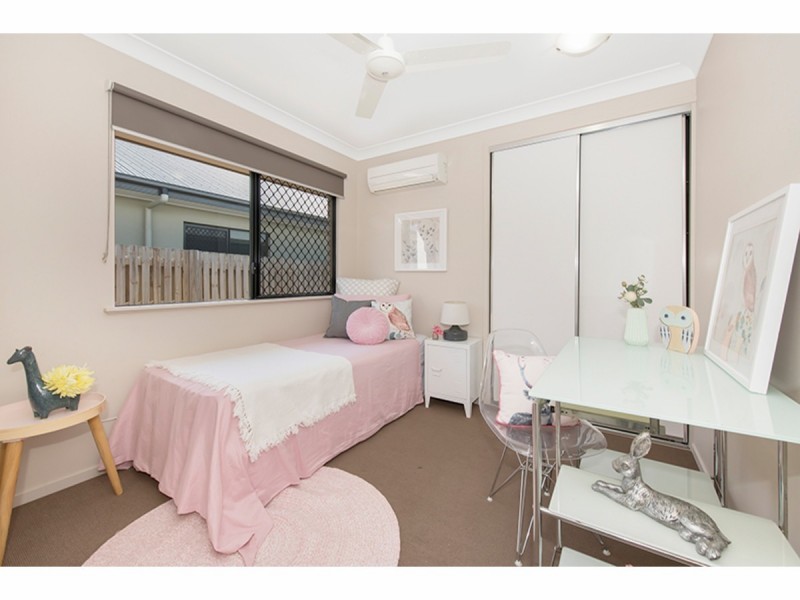 30 Daydream Circuit, Burdell QLD 4818