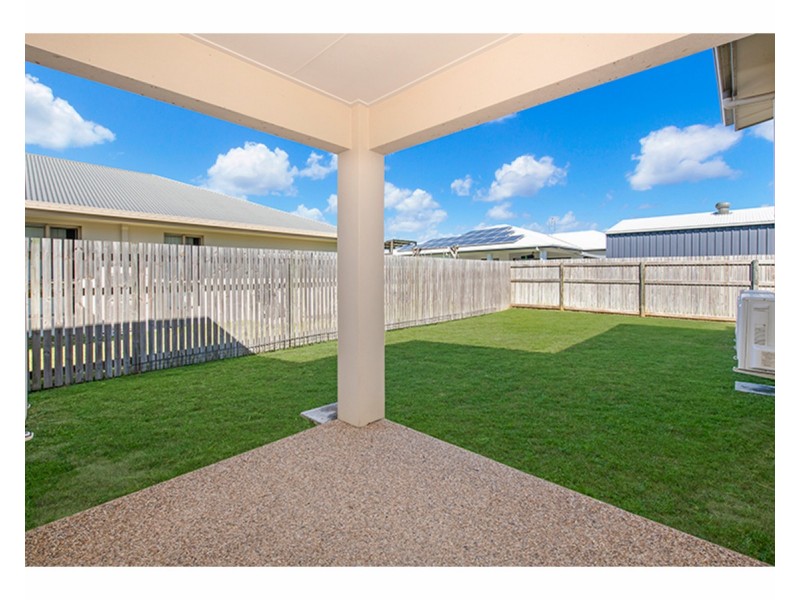 27 Ellenor Street, Mount Low QLD 4818