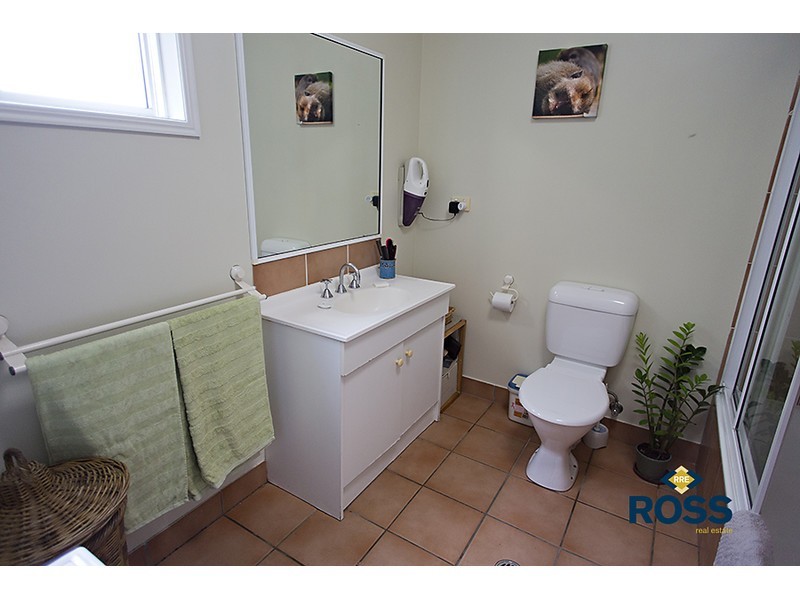 2/5a Church Street, West End QLD 4810