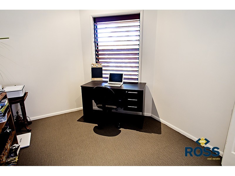 11 Fortunia Lane, Kirwan QLD 4817