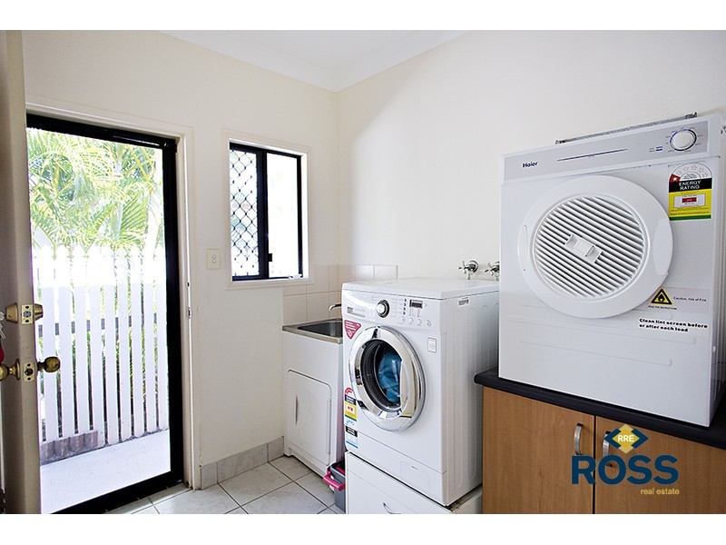 11 Fortunia Lane, Kirwan QLD 4817