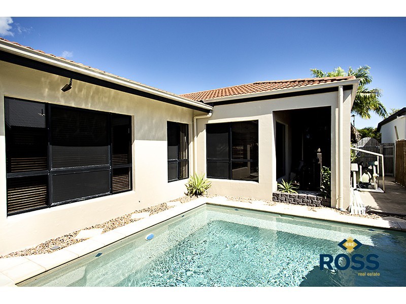 11 Fortunia Lane, Kirwan QLD 4817