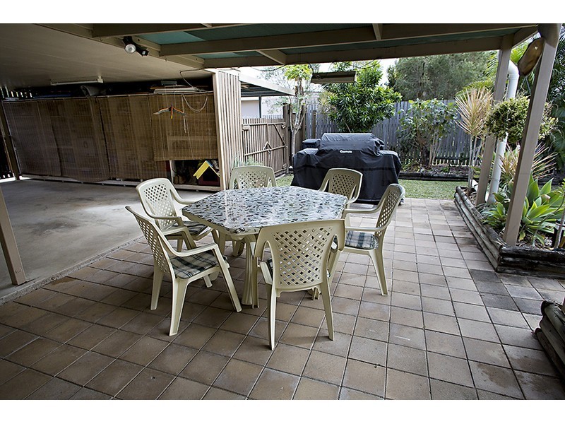 14 Rossato Crescent, Rasmussen QLD 4815