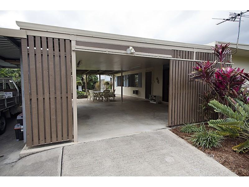 14 Rossato Crescent, Rasmussen QLD 4815