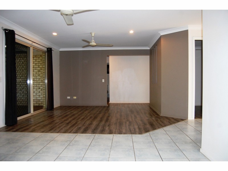 19 Wallace Circuit, Kirwan QLD 4817