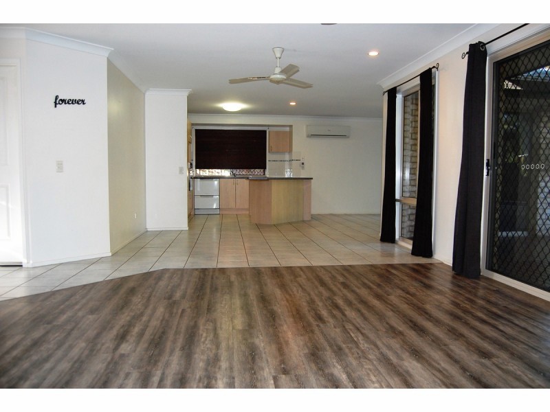 19 Wallace Circuit, Kirwan QLD 4817