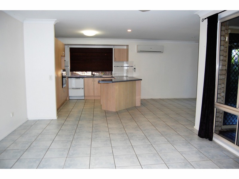 19 Wallace Circuit, Kirwan QLD 4817