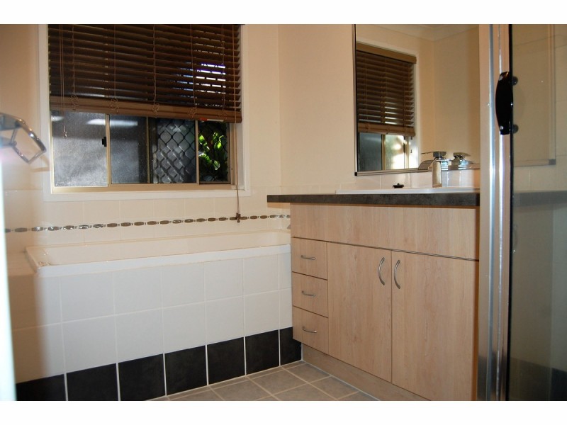 19 Wallace Circuit, Kirwan QLD 4817