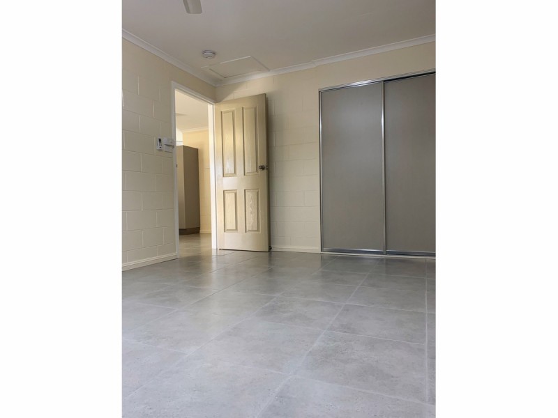 15 Fraire Street, Hermit Park QLD 4812