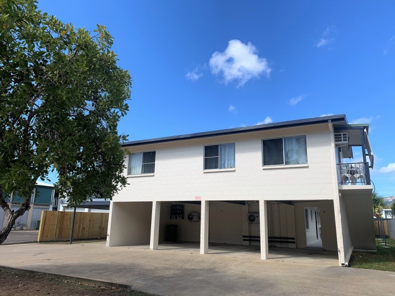 15 Fraire Street, Hermit Park QLD 4812