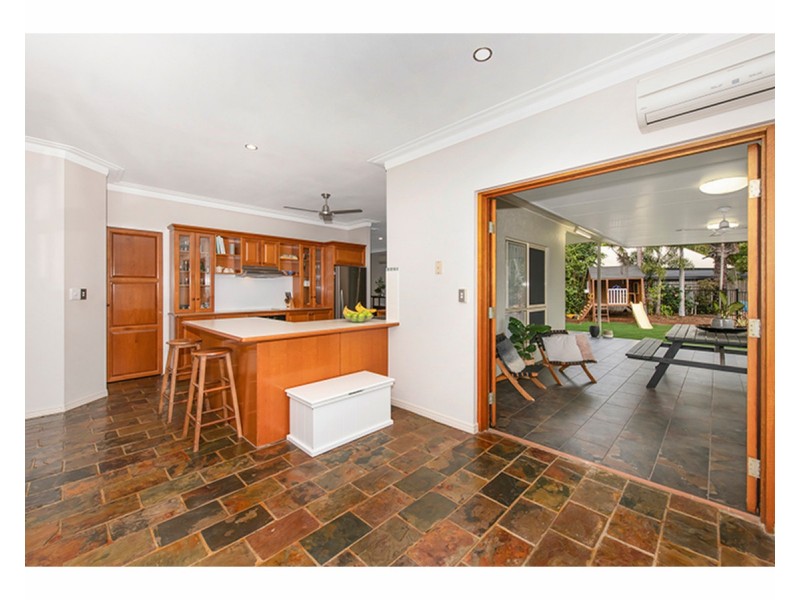 45 Templeton Crescent, Douglas QLD 4814