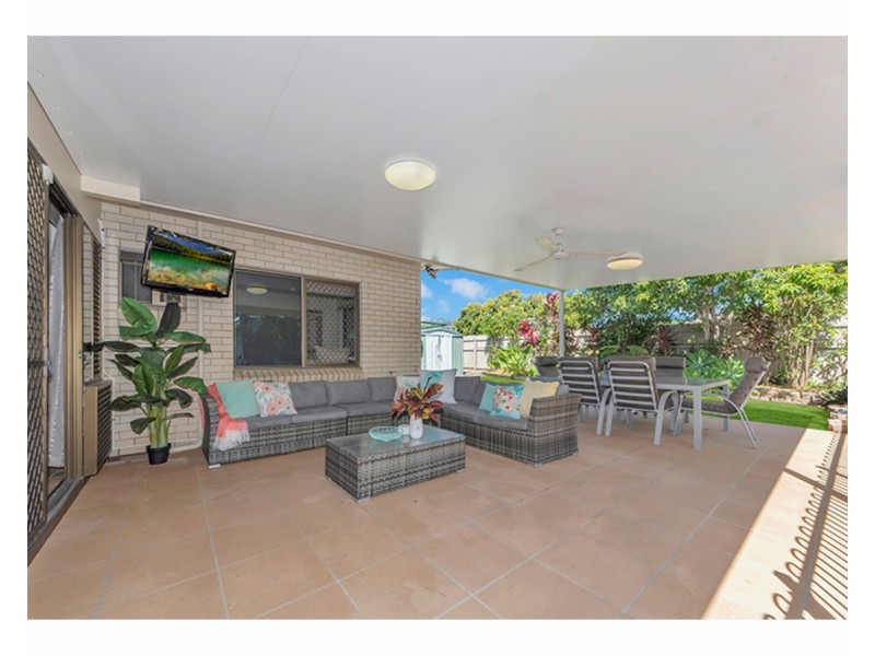 6 Serrano Crescent, Cranbrook QLD 4814