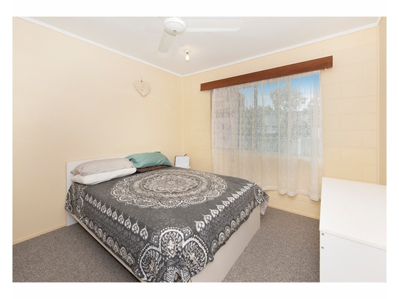 15 Banksia Street, Kirwan QLD 4817