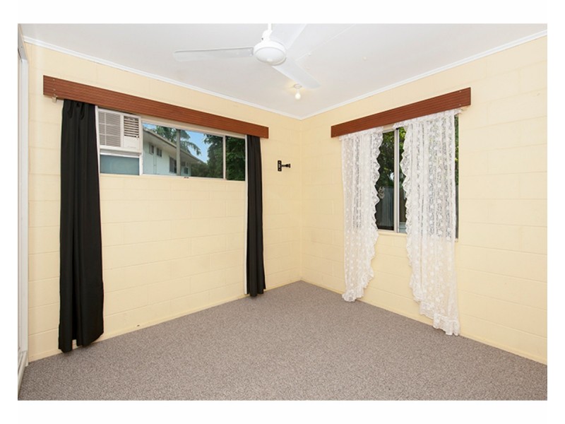 15 Banksia Street, Kirwan QLD 4817