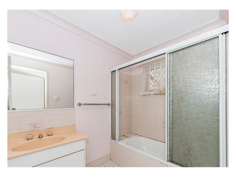 2 Rosella Court, Condon QLD 4815