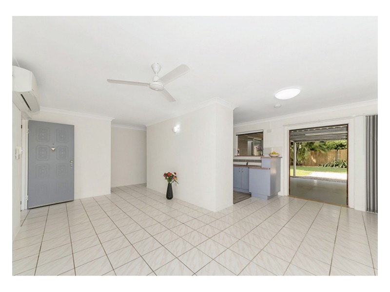 6 Nelia Street, Kirwan QLD 4817