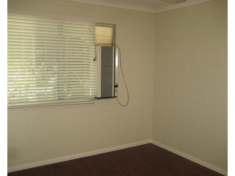 568 Bayswater Road, Mount Louisa QLD 4814