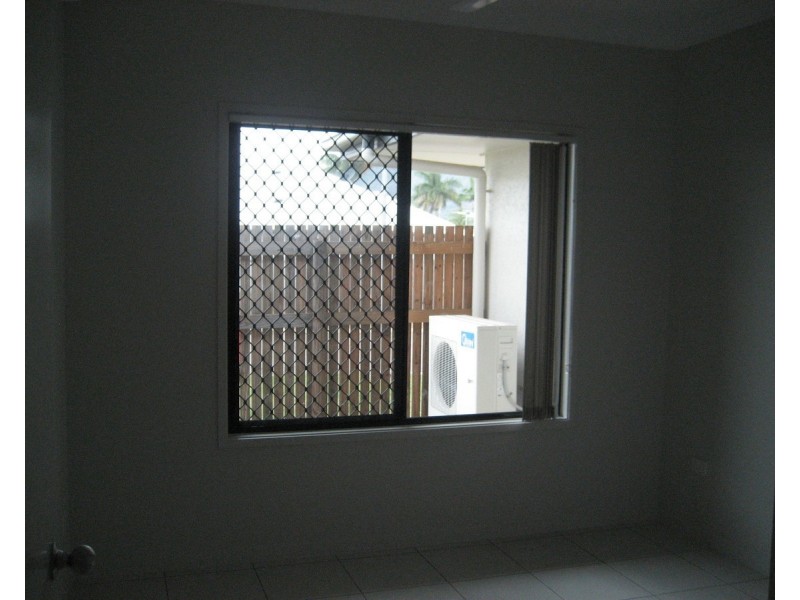 26 Stephanie Street, Rasmussen QLD 4815