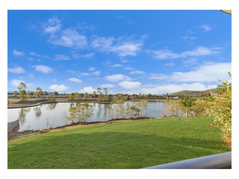 7/24-28 Martinez Avenue, West End QLD 4810