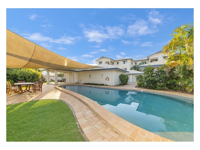 7/24-28 Martinez Avenue, West End QLD 4810