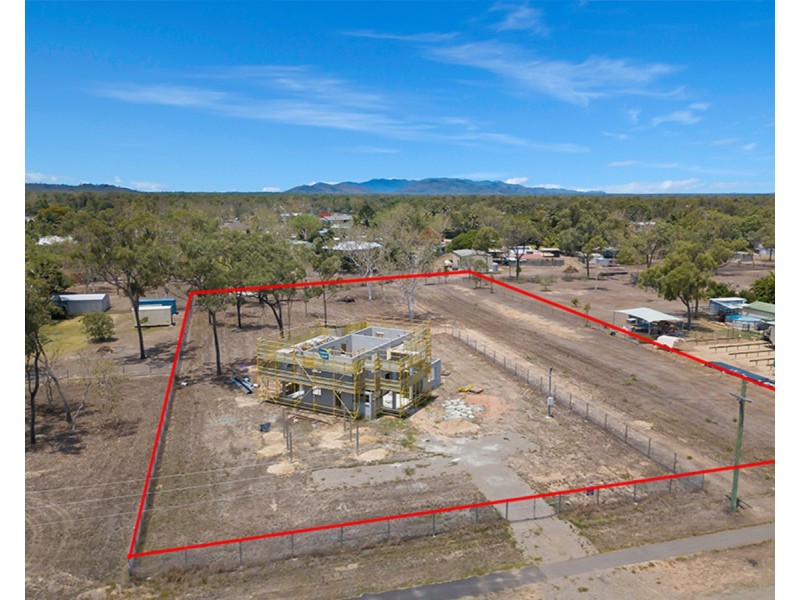 3 Batten Road, Mount Low QLD 4818