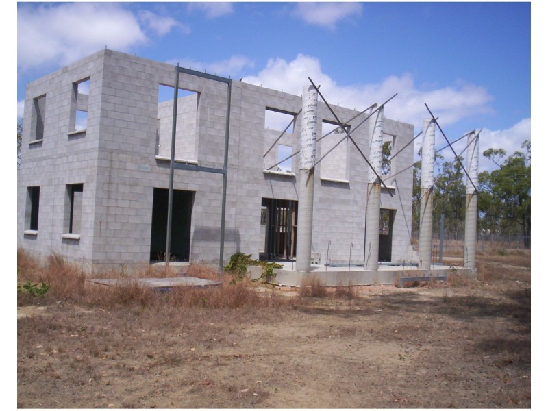 3 Batten Road, Mount Low QLD 4818