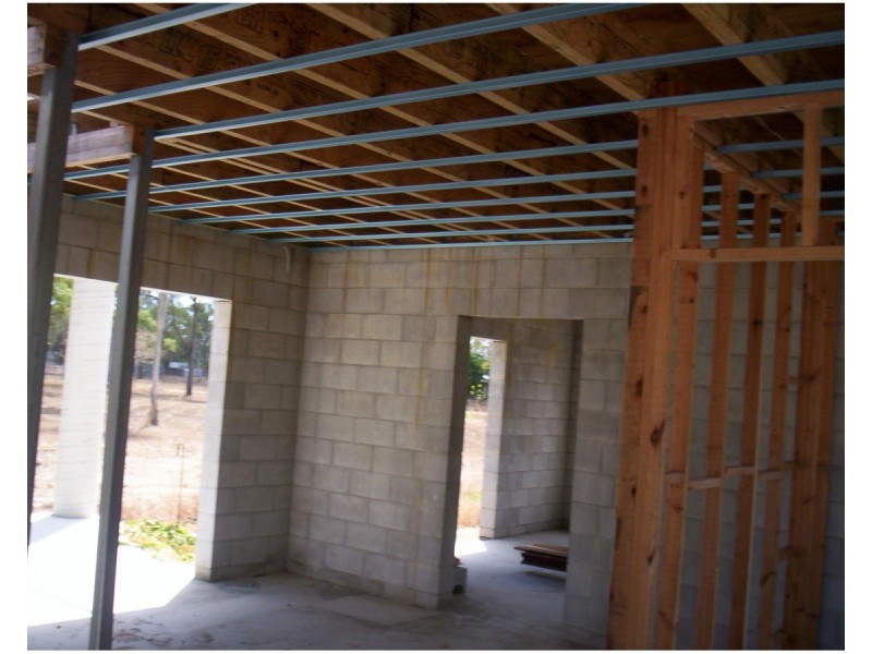 3 Batten Road, Mount Low QLD 4818