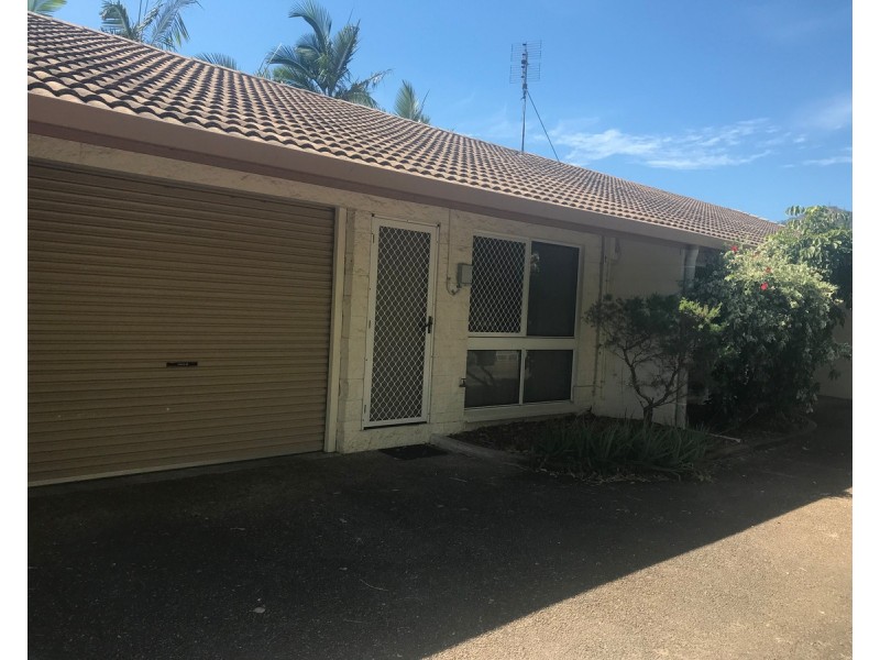 2/7 Armstrong Street, Hermit Park QLD 4812