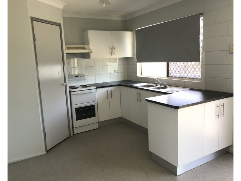 2 Lyndhurst Street, Mount Louisa QLD 4814