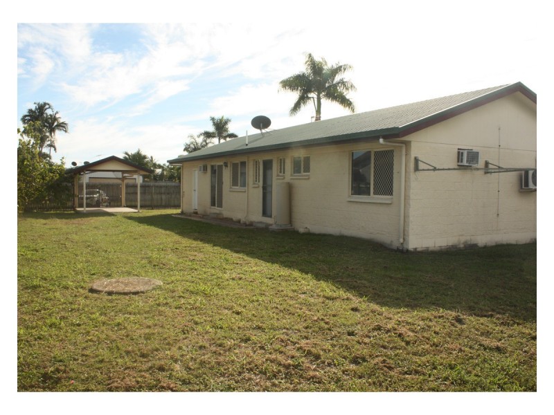 2 Lyndhurst Street, Mount Louisa QLD 4814