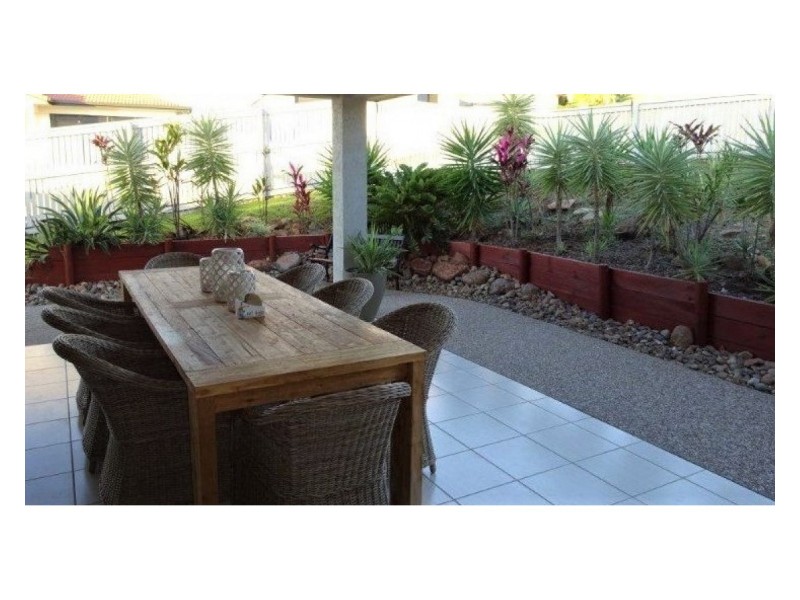 12 Wirega, Douglas QLD 4814