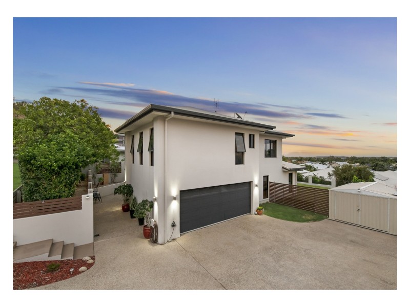 10 Mont Blanc Place, Mount Louisa QLD 4814