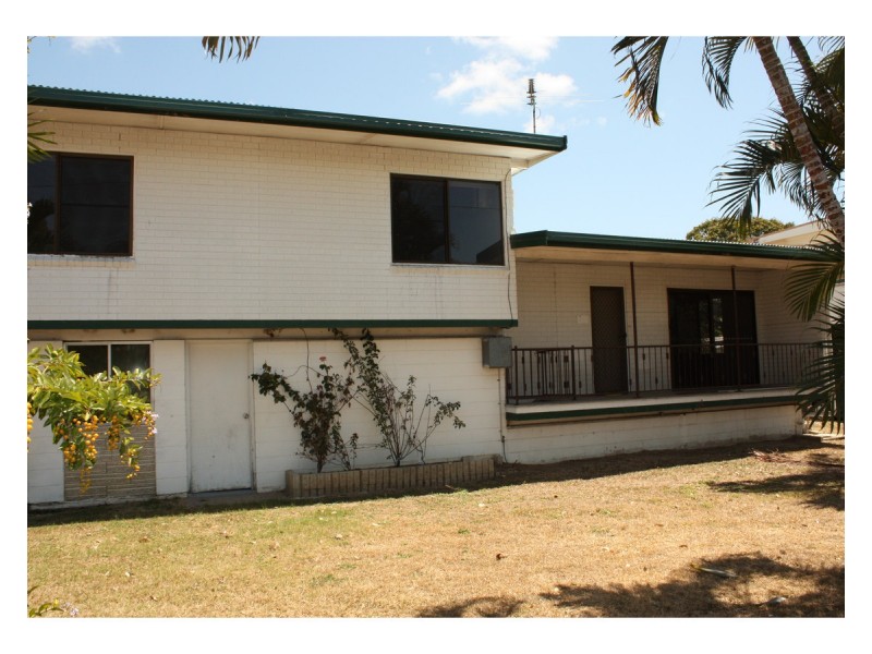 417 Ross River Road, Cranbrook QLD 4814