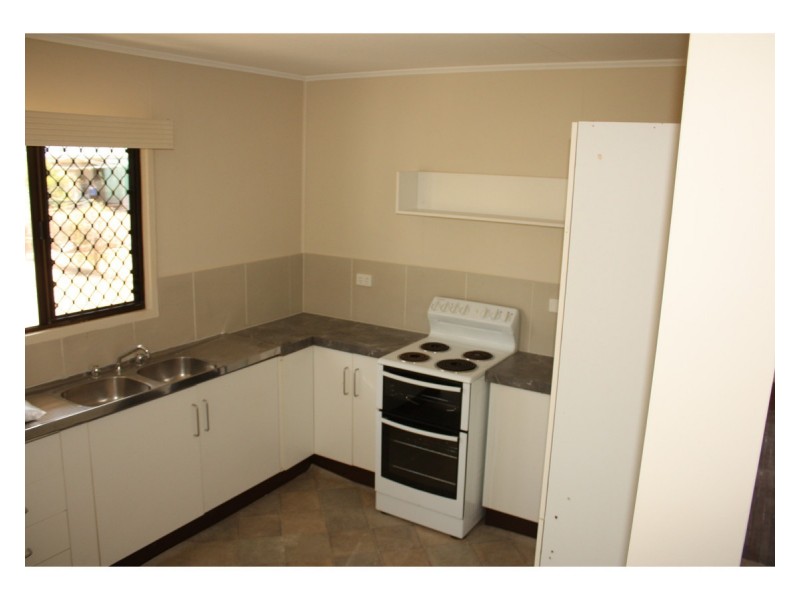 417 Ross River Road, Cranbrook QLD 4814