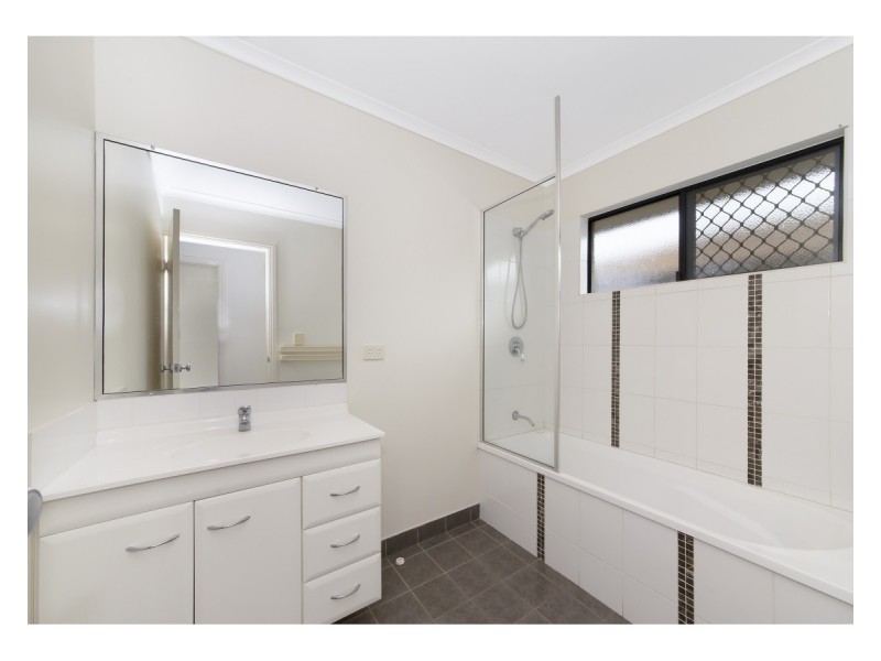 32 Summerland Drive, Deeragun QLD 4818