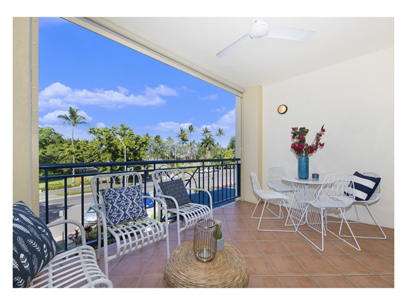 10/18 The Strand, North Ward QLD 4810