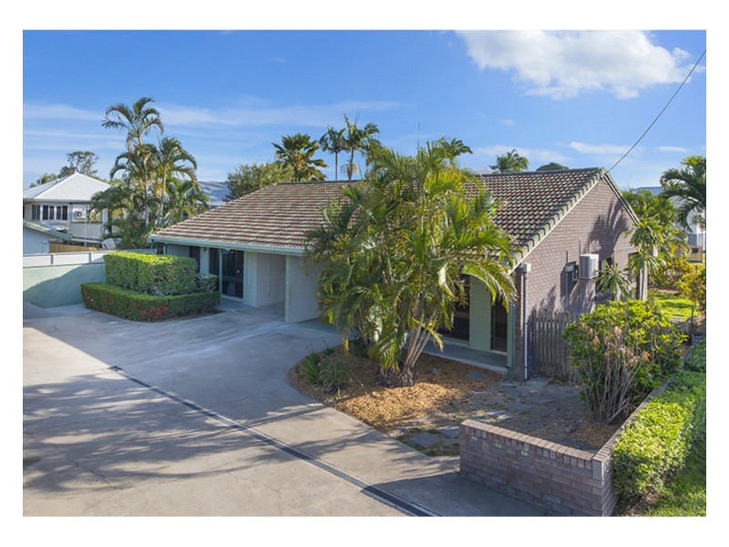 2/61 Sherriff Street, Hermit Park QLD 4812