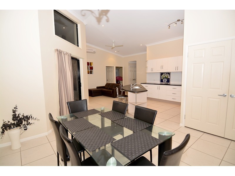 30 Anchorage Circuit, Bushland Beach QLD 4818