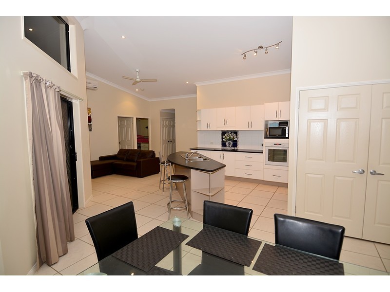 30 Anchorage Circuit, Bushland Beach QLD 4818