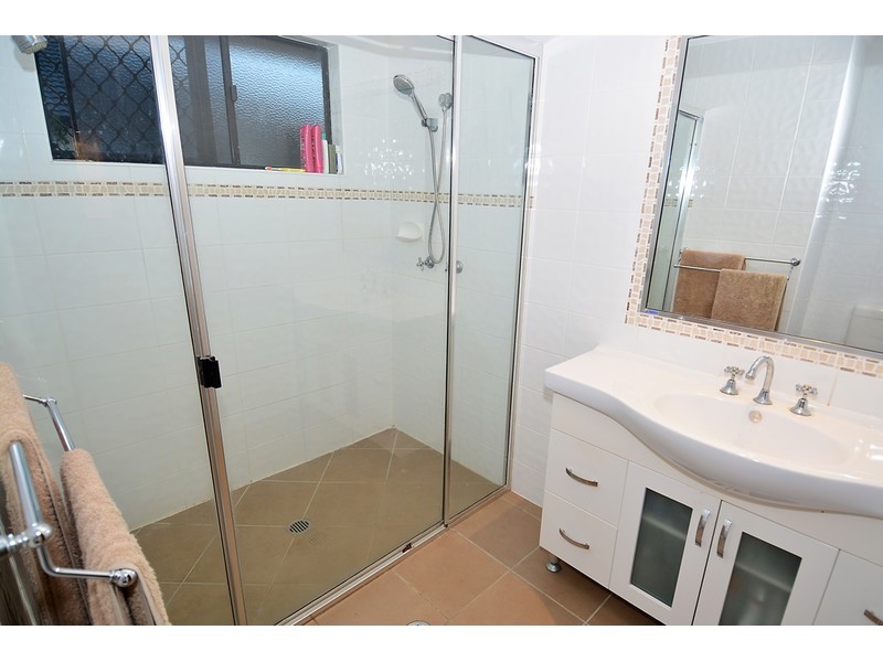 30 Anchorage Circuit, Bushland Beach QLD 4818