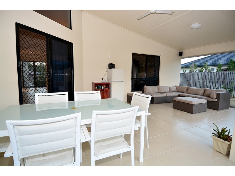 30 Anchorage Circuit, Bushland Beach QLD 4818