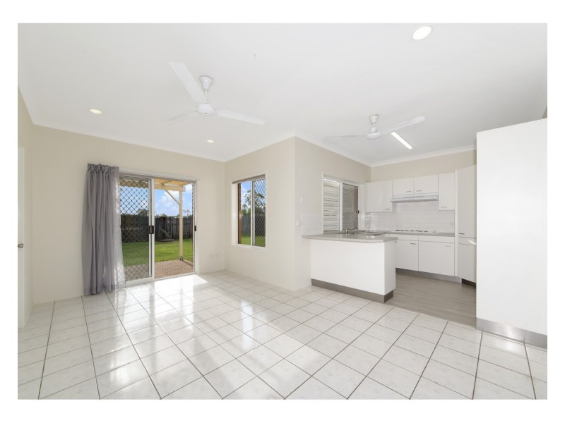 44 Chiquita Avenue, Rasmussen QLD 4815