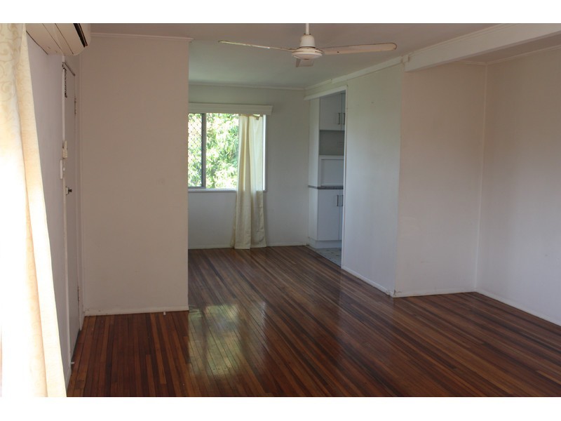 8 Tapiolas Avenue, Kirwan QLD 4817