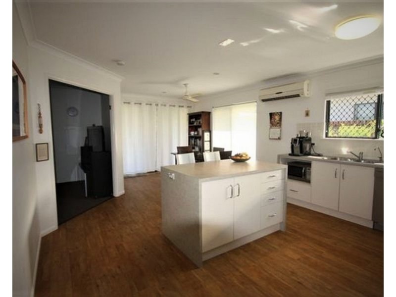 2 Panicum Close, Bohle Plains QLD 4817