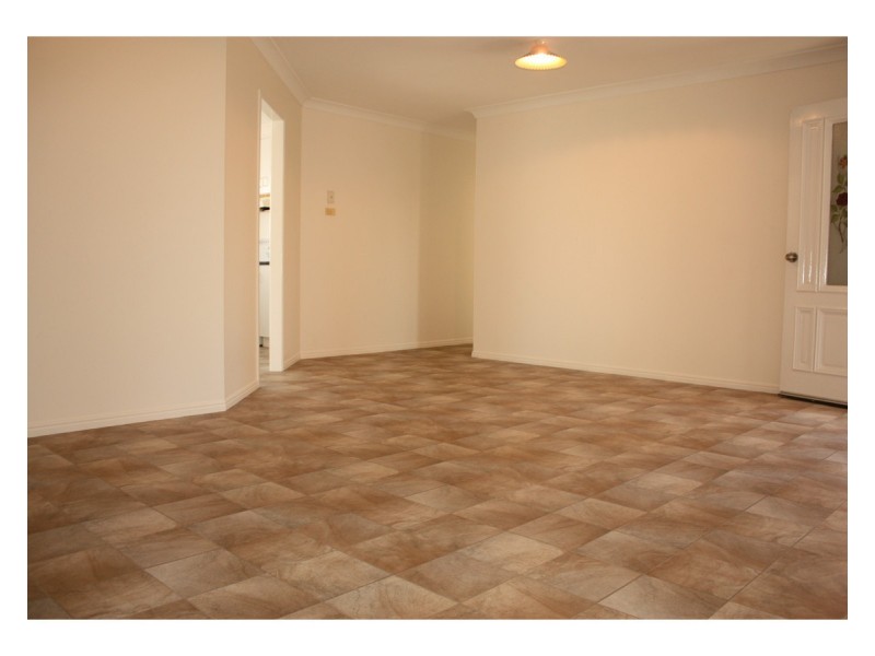 6 Arawa Street, Kelso QLD 4815