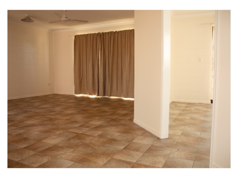 6 Arawa Street, Kelso QLD 4815