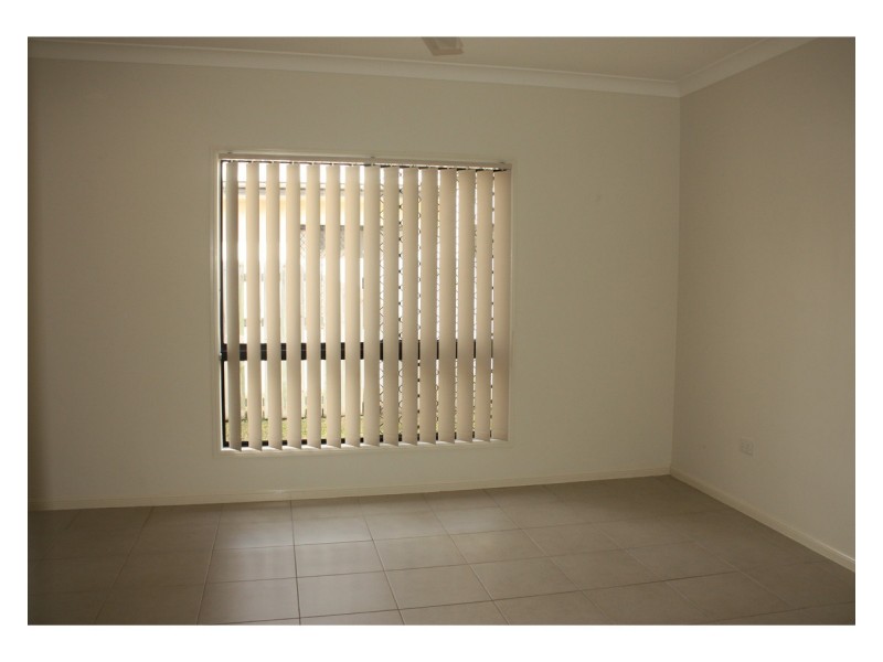 21 Skardon Place, Kelso QLD 4815