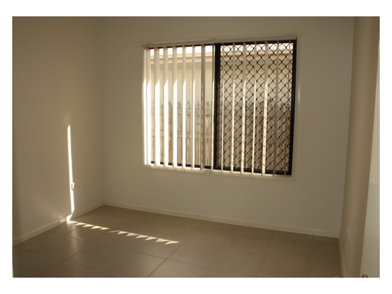 21 Skardon Place, Kelso QLD 4815