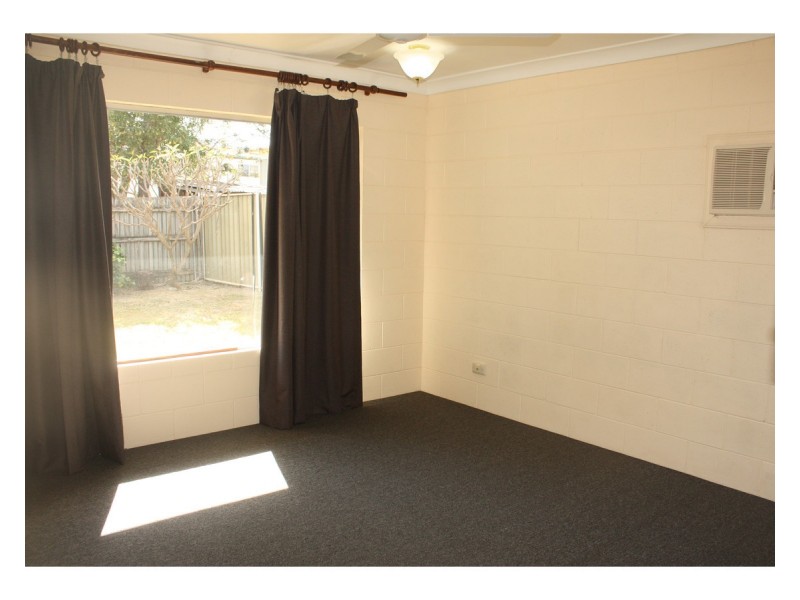 2/251 Thuringowa Drive, Kirwan QLD 4817