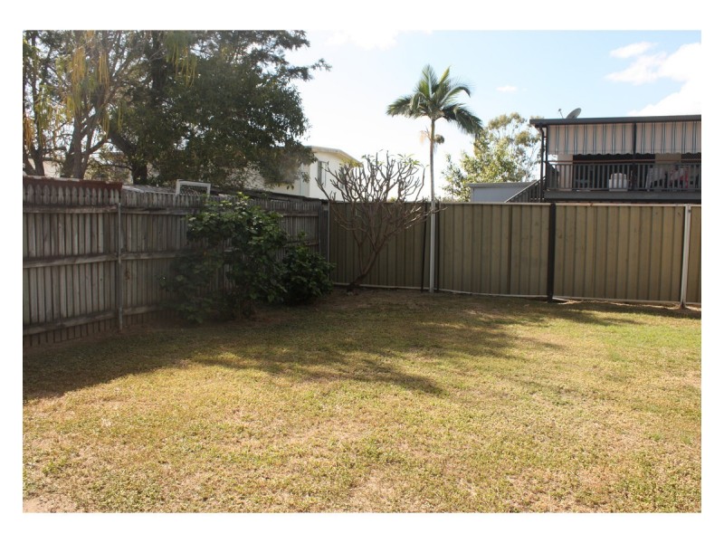 2/251 Thuringowa Drive, Kirwan QLD 4817